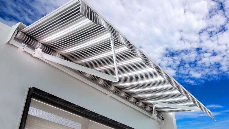 awning-for-balcony